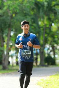 BIB: 0892
                            <button type="button" onclick="openModal(5132613)" class="btn btn-primary btn-sm float-right btn-popup" data-toggle="modal" data-target=".modal-high-quality">
                        <i class="fas fa-shopping-cart"></i> Add to Cart
                    </button>
                                            <button type="button" onclick="isThisMe(5132613, true)" class="btn btn-success btn-sm float-right btn-popup btn-isme hidden" data-toggle="tooltip" data-placement="bottom" title="นี่คือรูปของคุณใช่ไหม คลิกที่นี่เพื่อเอาเข้าอัลบั้ม">
                        <i class="fas fa-plus"></i> Add to album
                    </button>
                    <button type="button" onclick="isThisMe(5132613, false)" class="btn btn-warning btn-sm float-right btn-popup btn-isnotme hidden">
                        <i class="fas fa-ban"></i> Remove from album
                    </button>